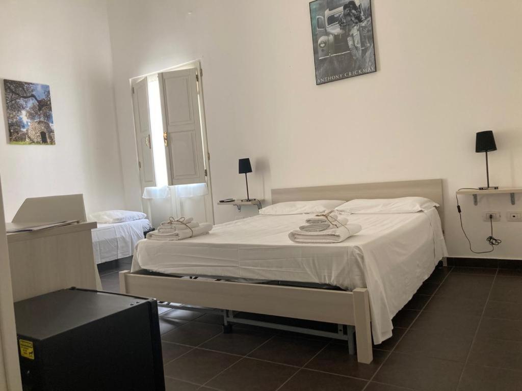 Bed and Breakfast Gatto Bianco La Dimora Storica Lecce Zewnętrze zdjęcie